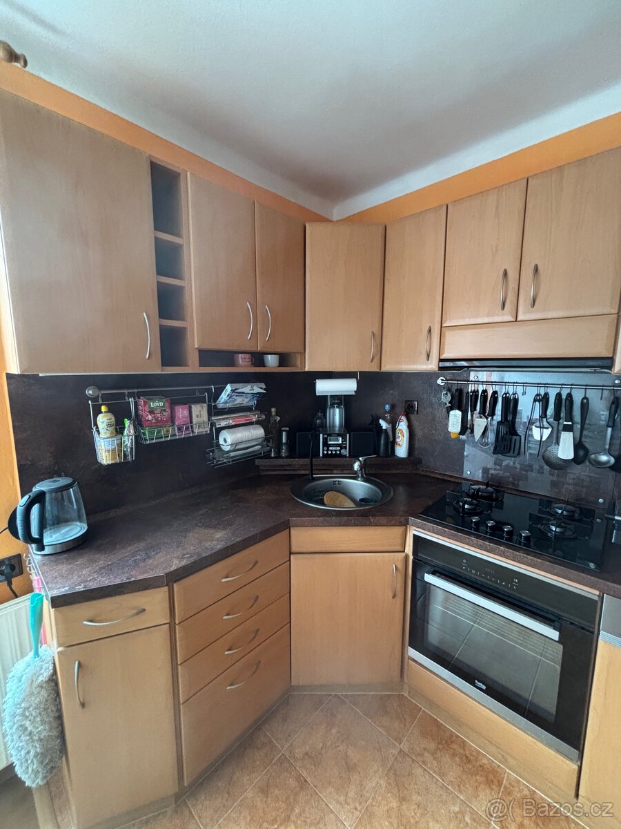 Kuchyň ve tvaru “U” - 2