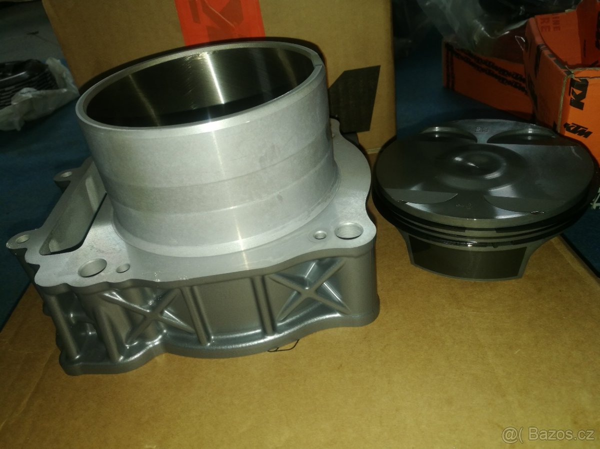 Válec + pist ktm rc8 - 2