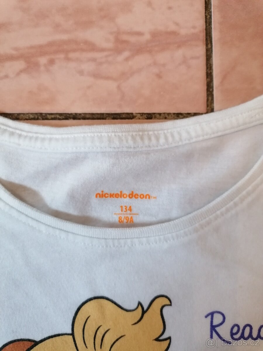 Dívčí triko vel. 134 - 2