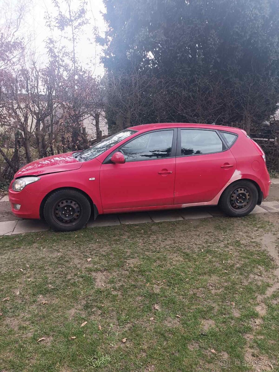 Hyundai i30 1.4 2008 - 2