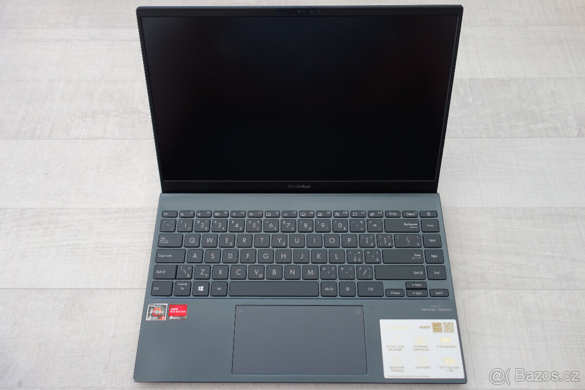 ASUS ZenBook UM425I - 2