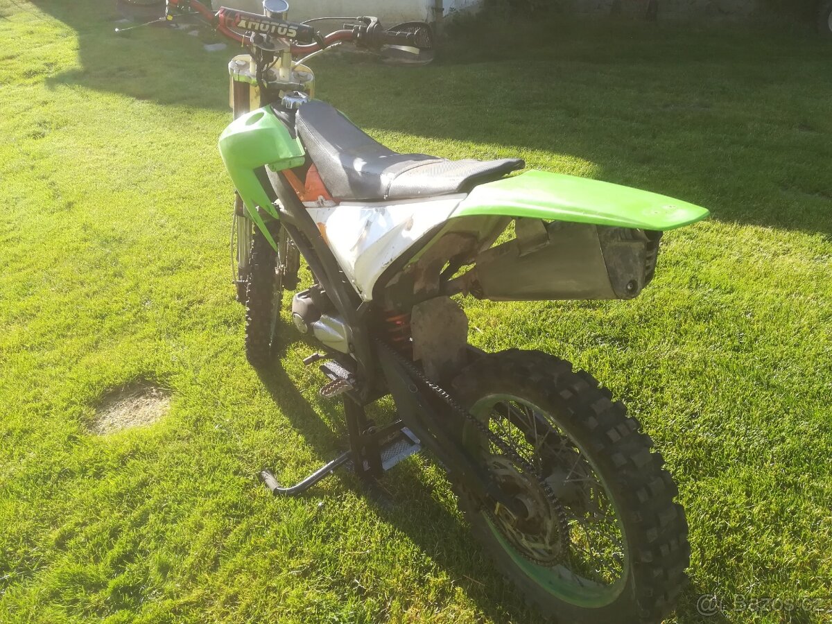 X moto