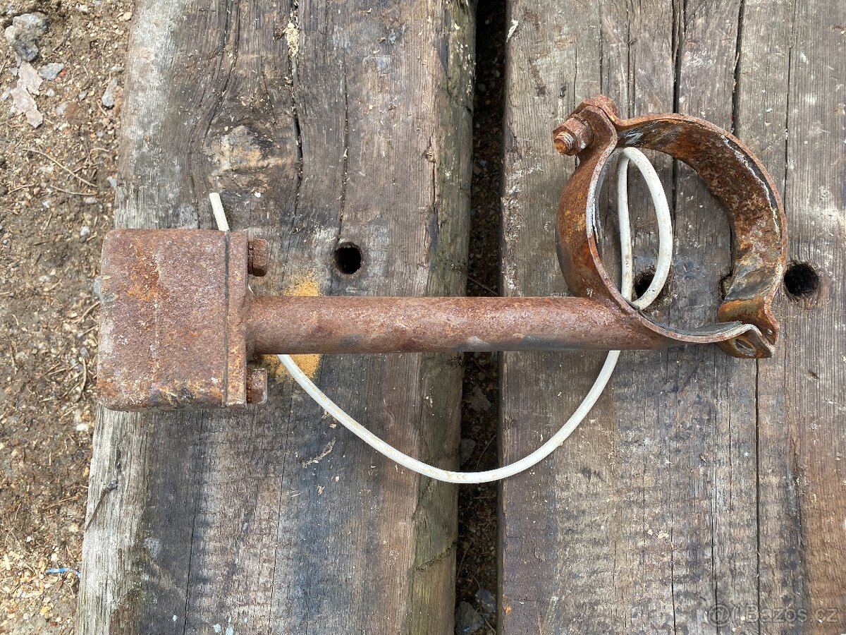 Železniční dopravní konektor z mechanického návěstidla - 2