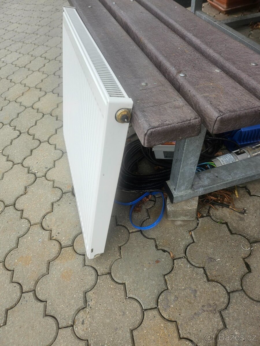 Prodám použitý radiátor VK - 2