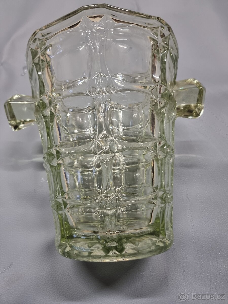 Hutní sklo váza - 2