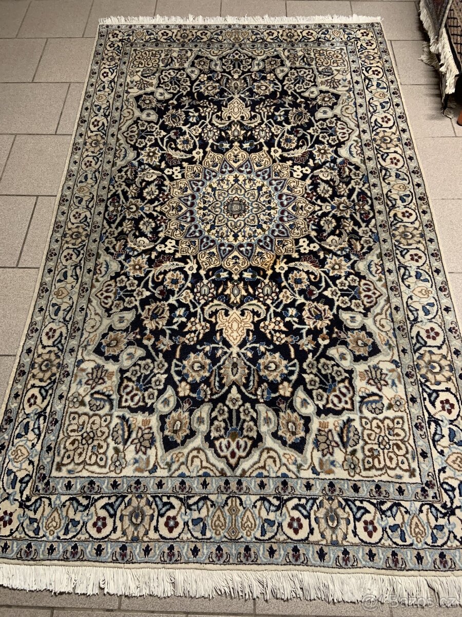 Perský vlněný koberec NAIN 220x130 - 2