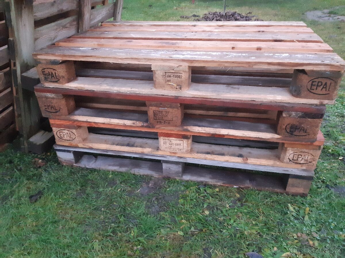 8x pouzité drevene palety (z toho 3x europaleta) - 2