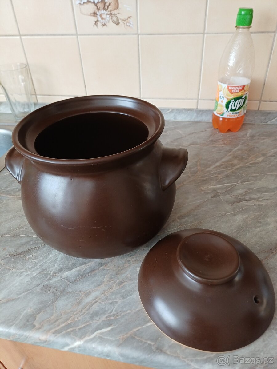 Kameninový hrnec - 2