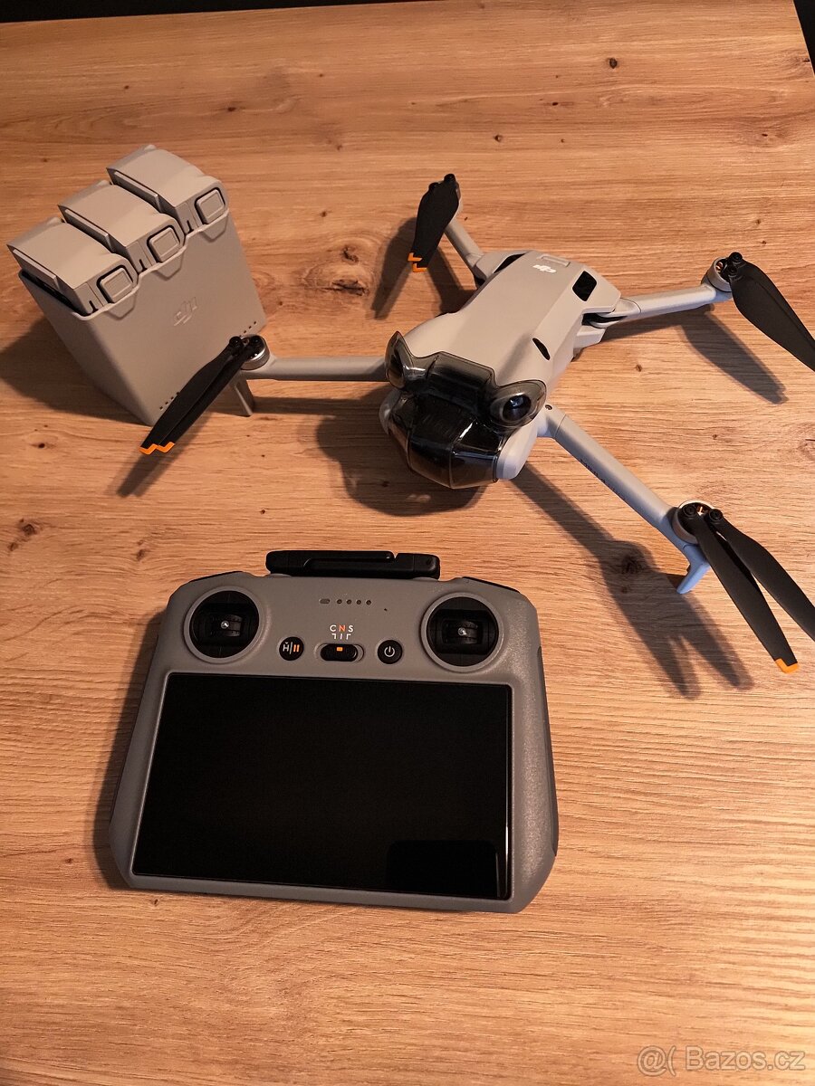 DJI mini 4 PRO -fly more combo - 2