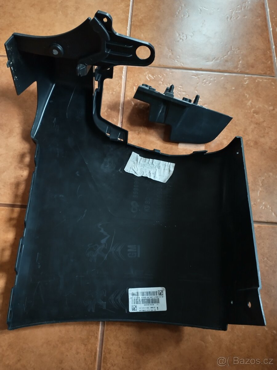 Peugeot Rifter p.roh zadniho nárazníku - 2