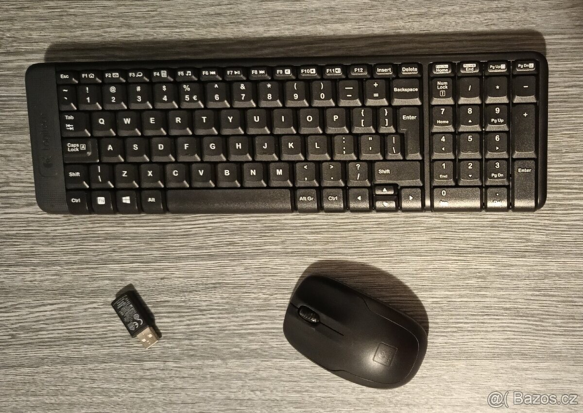 Bezdrátová klávesnice s myší Logitech G MK220 - 2