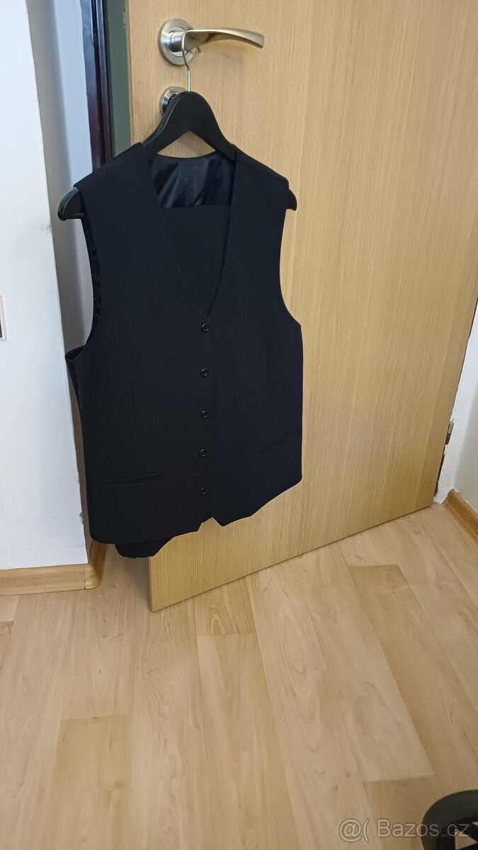 Prodám oblek - 2