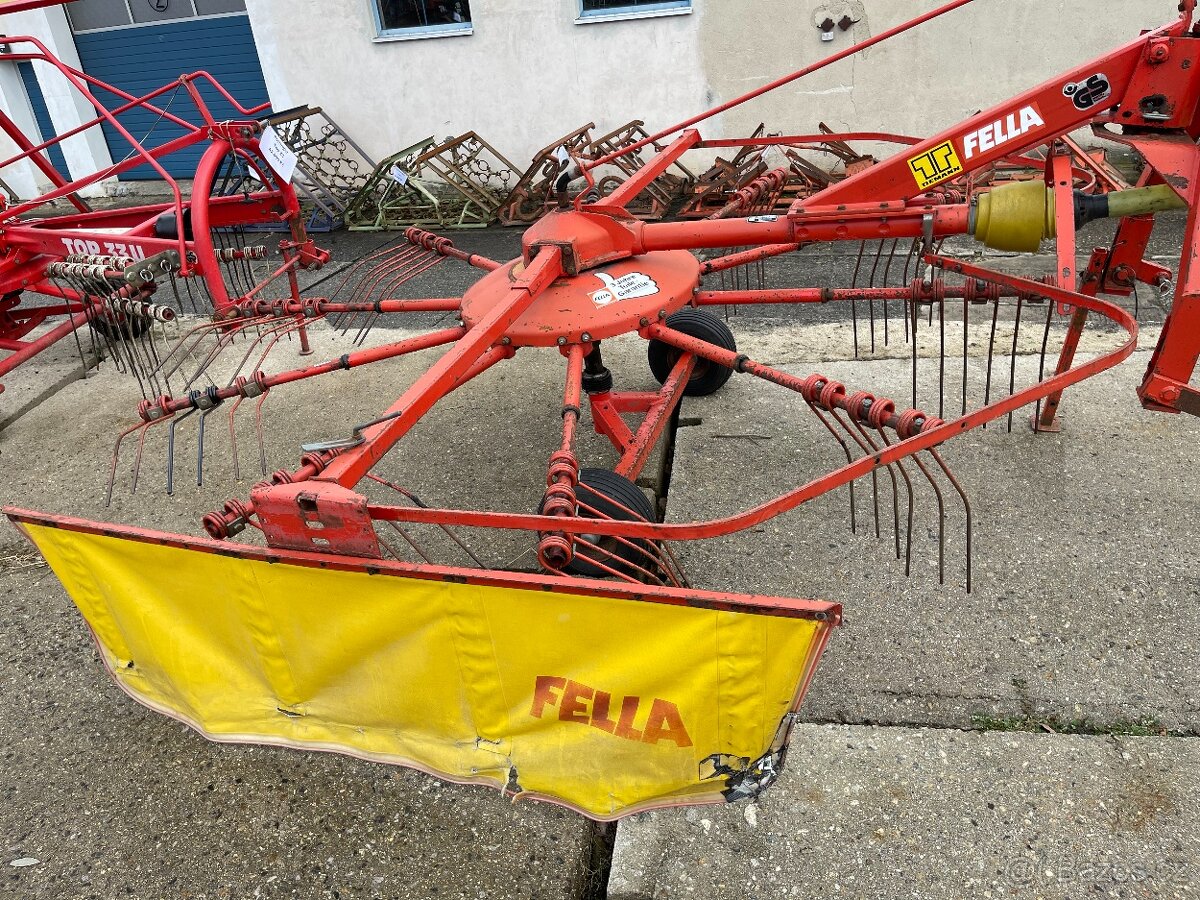 Shrnovač Fella 330 DN - 2