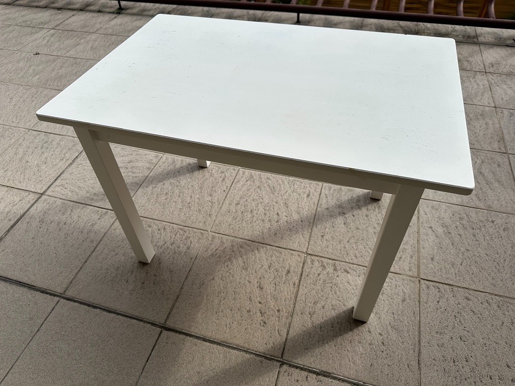 Dětský stolek a židle - 2