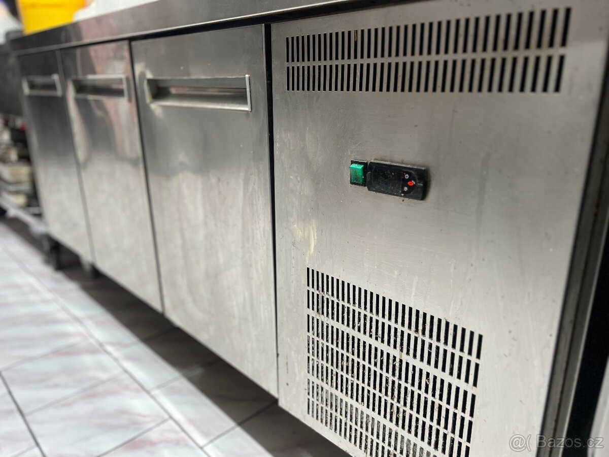 Gastro lednice chladicí stůl - 2