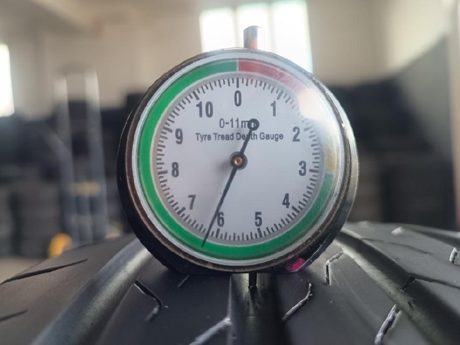 215/60 R17 CONTINENTAL (4022) - 2