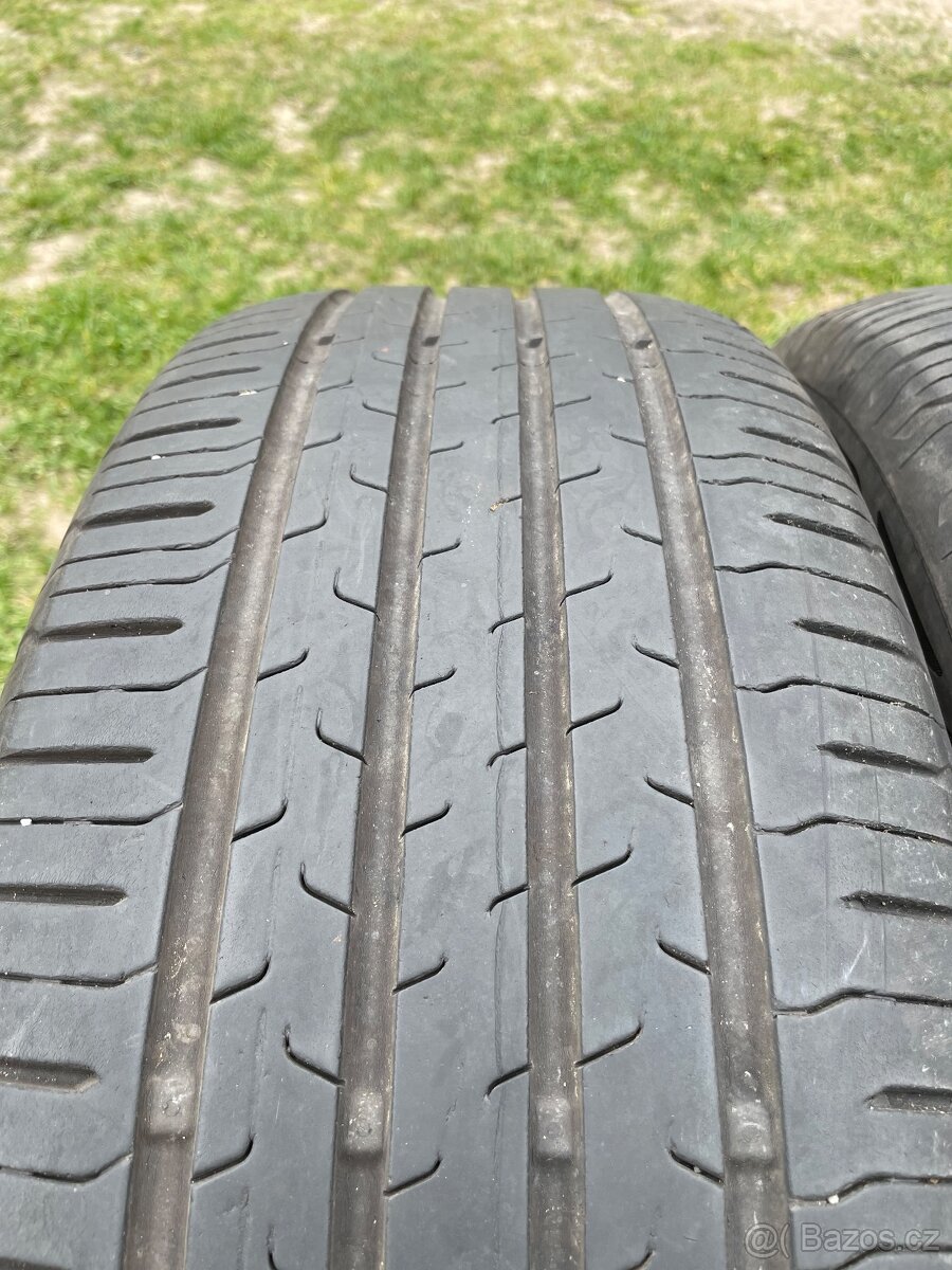 Continental 225/60R17 letní - 2