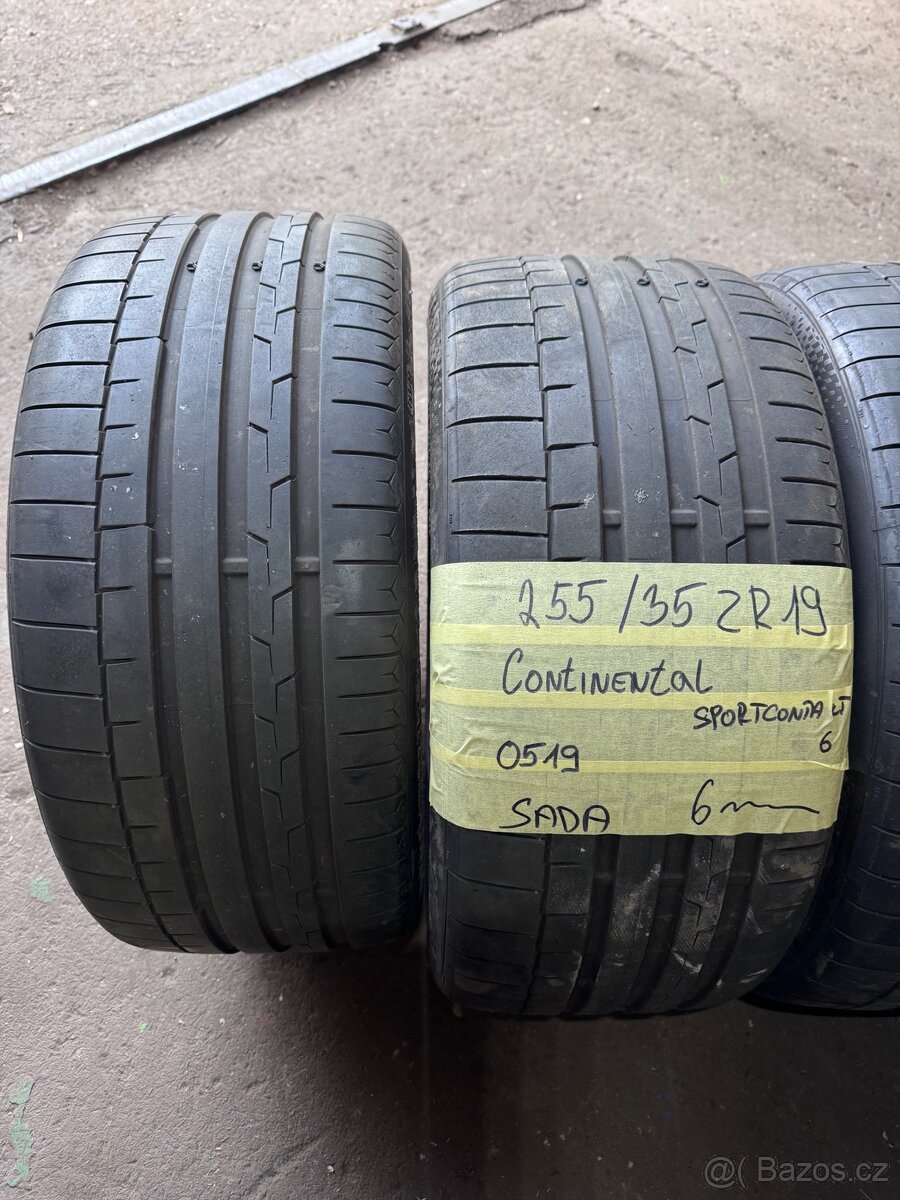 255/35 zr19 - 2