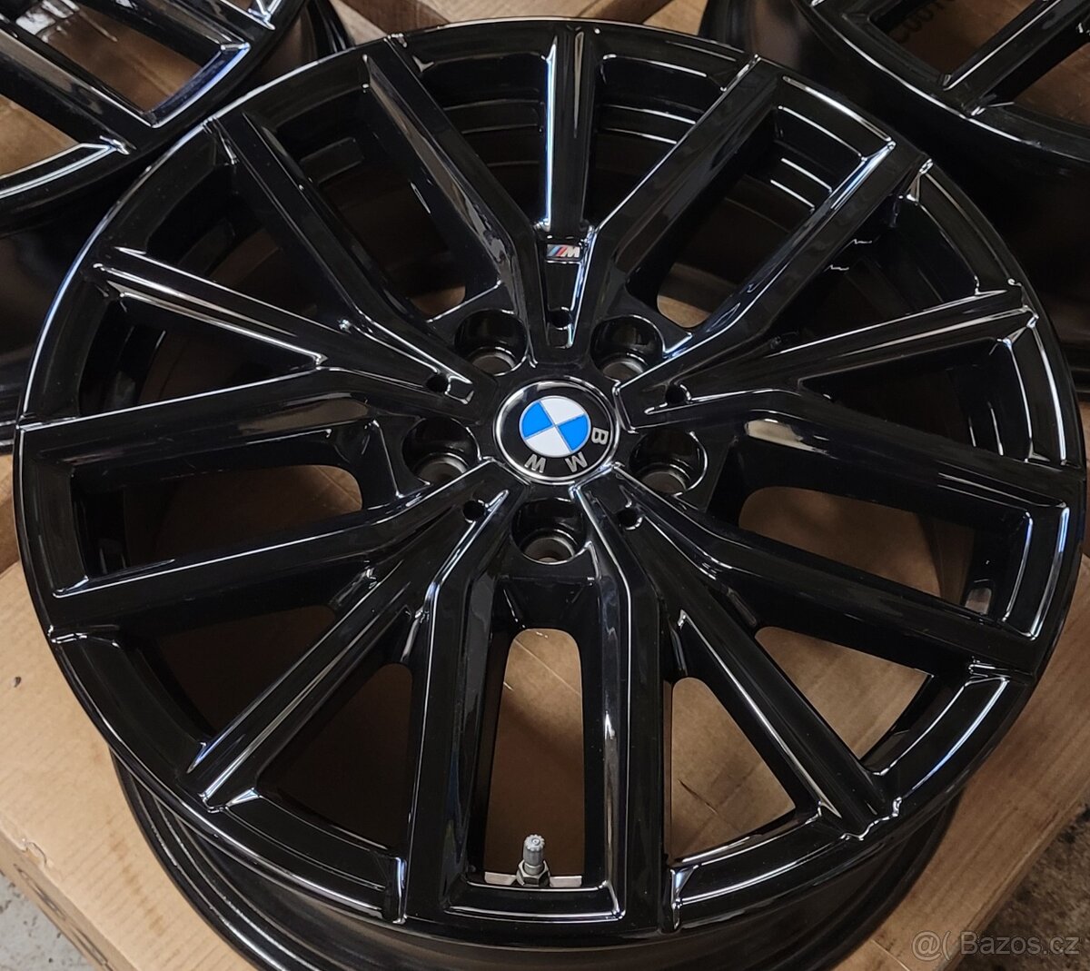 Bmw X1:U11,X2:U12,alu 18',M-packet,originál,černé,TPMS - 2