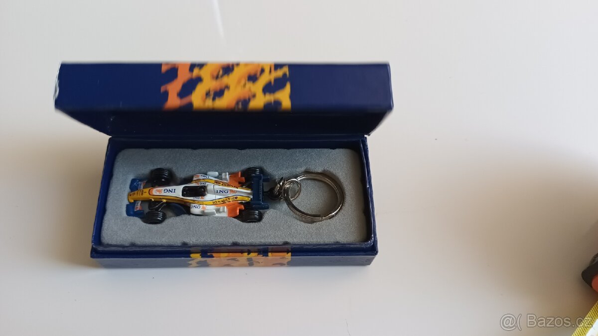 Renault F1 Ing team přívěsek - 2