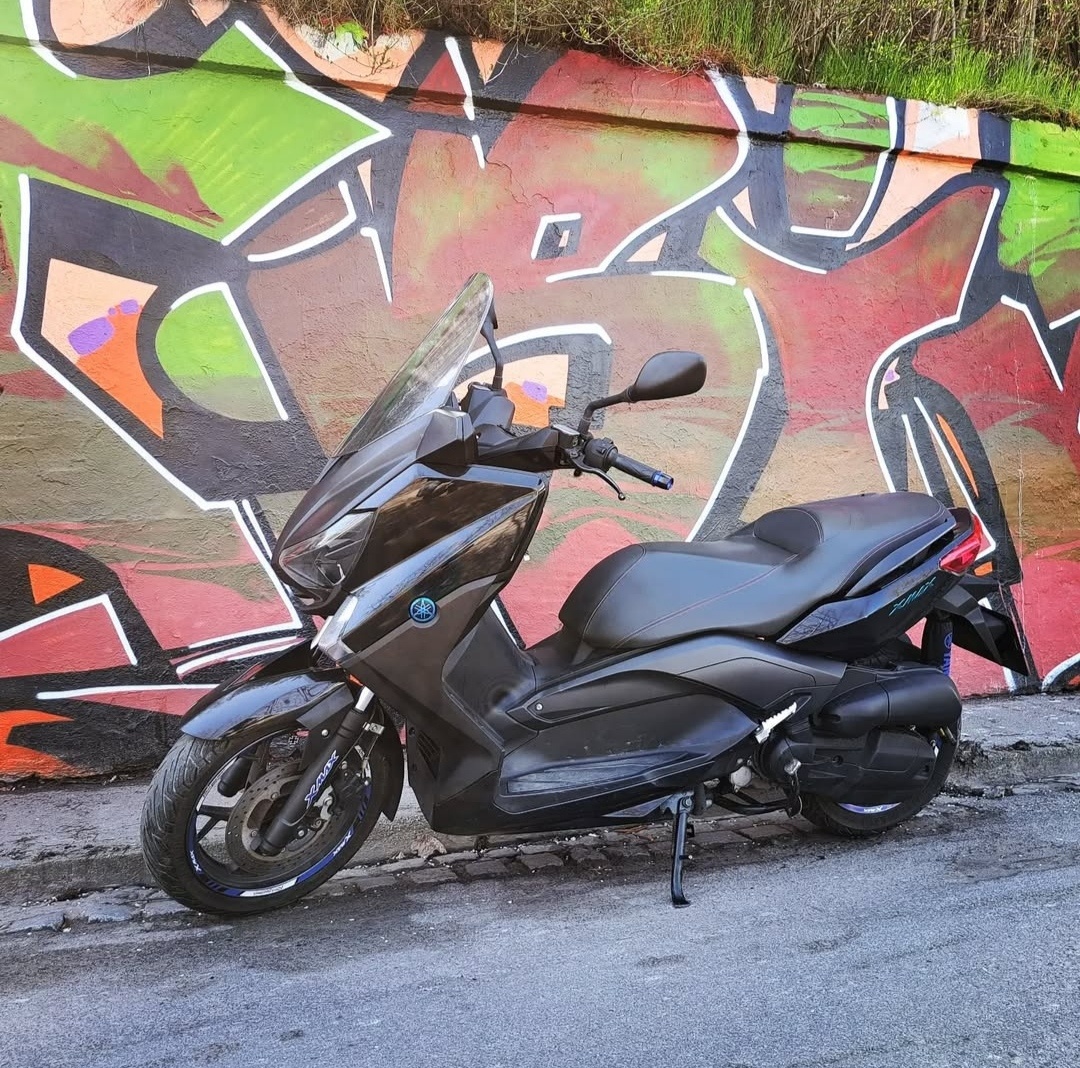 Skútr Yamaha Xmax 125 - 2