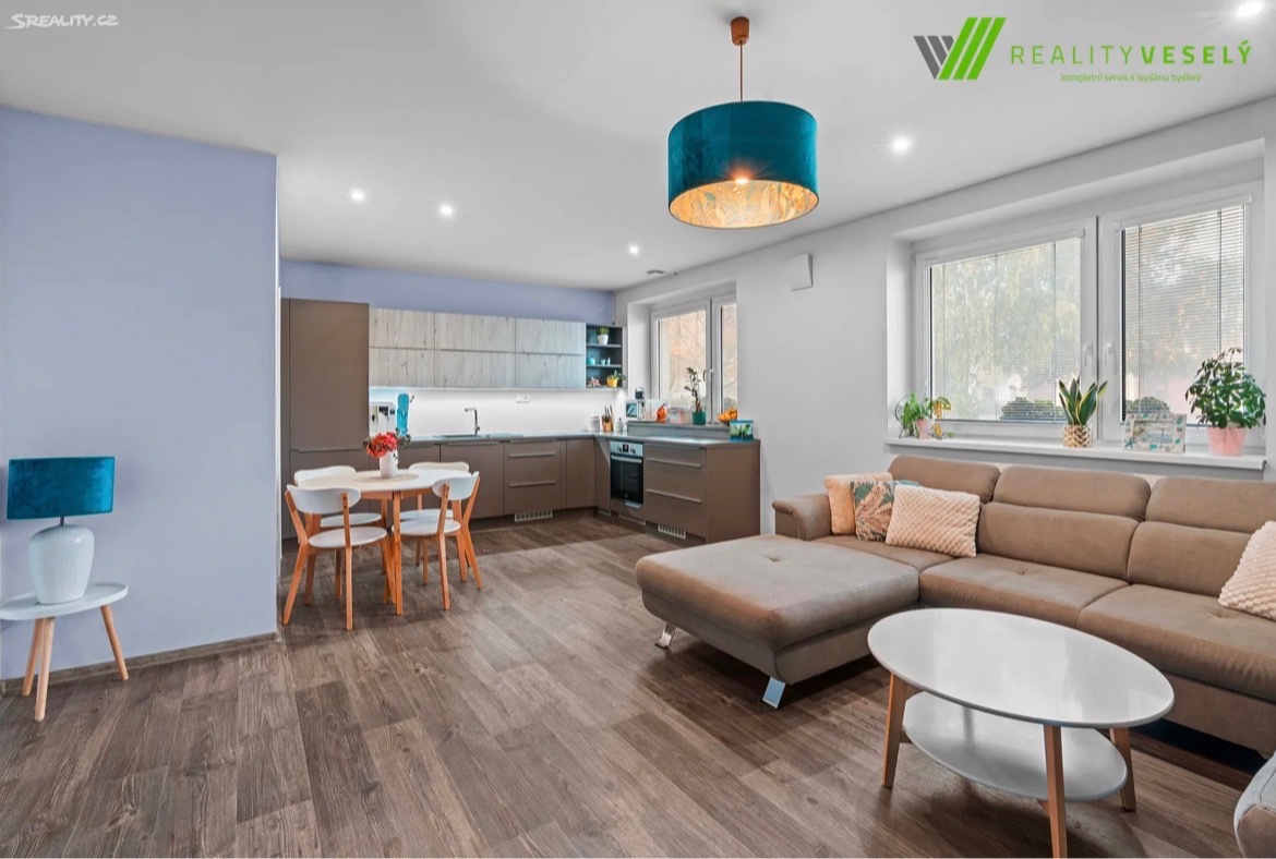 Dům 4+kk na prodej, Lužice - 2