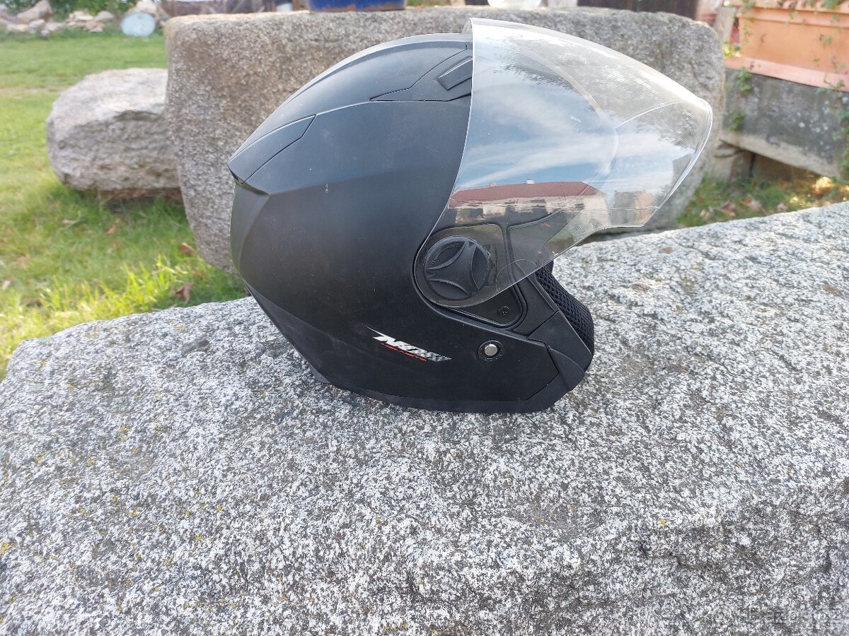 Přilba na motorku - 2