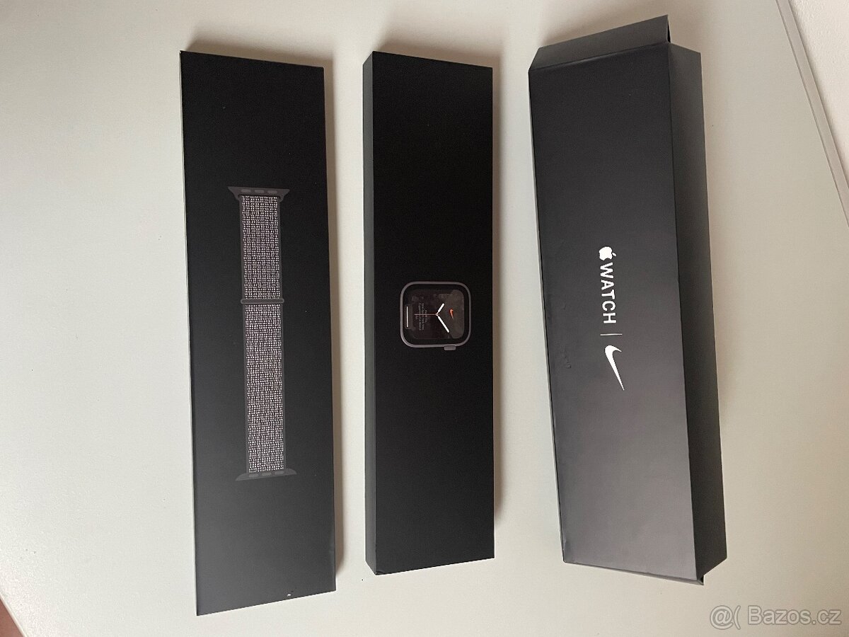 Apple Watch Series 6, 44mm, space gray - 2