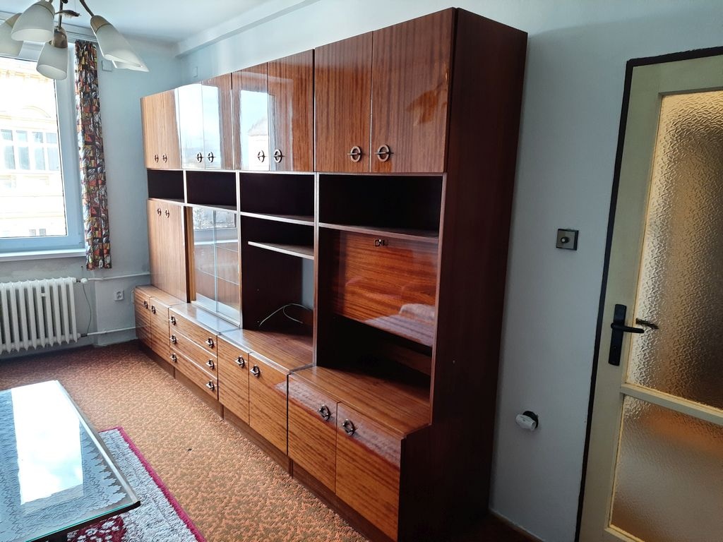 Obývací stěna za odvoz - 2