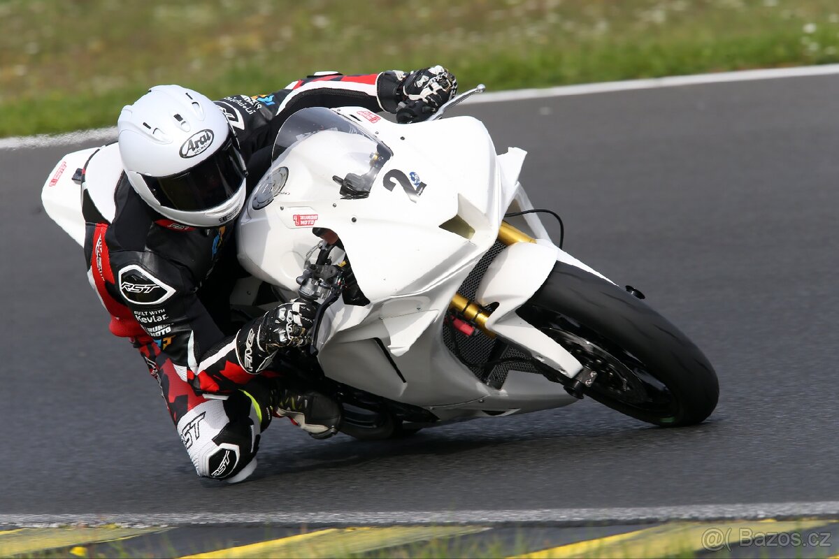 HONDA CBR 600 RR 2024 PC69 - 2