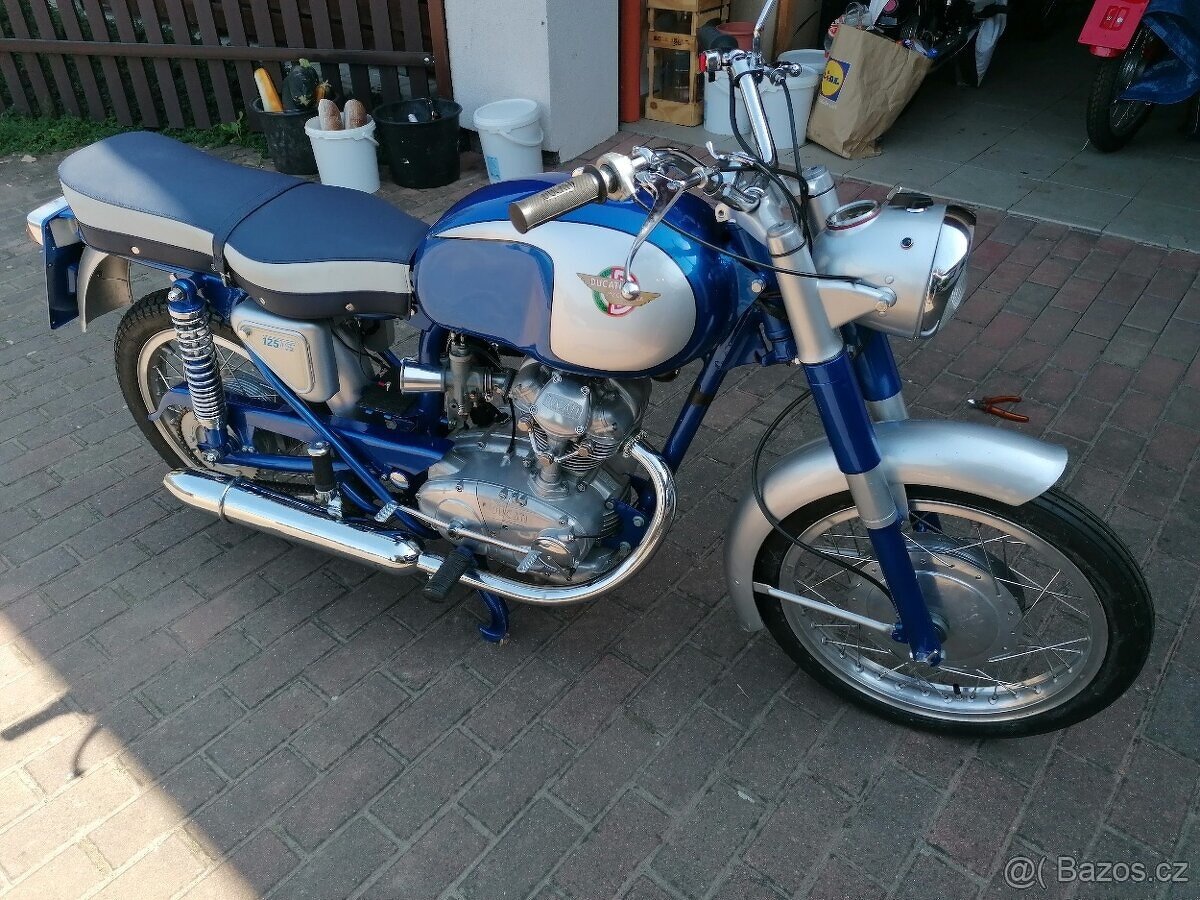 Ducati 125 TS a MV Agusta 125 sport - 2