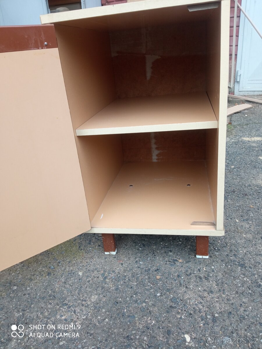 Retro skříňka - 2