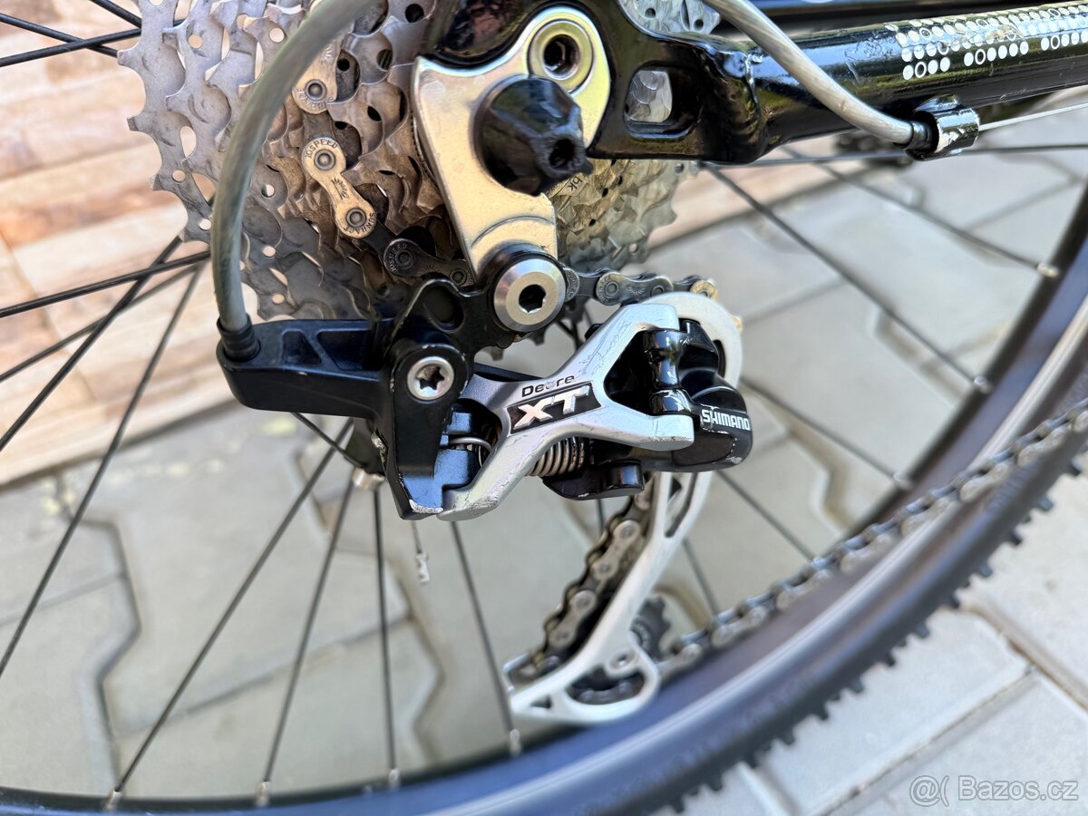 Horské kolo SUPERIOR modo DEORE XT + helma GIRO - 2