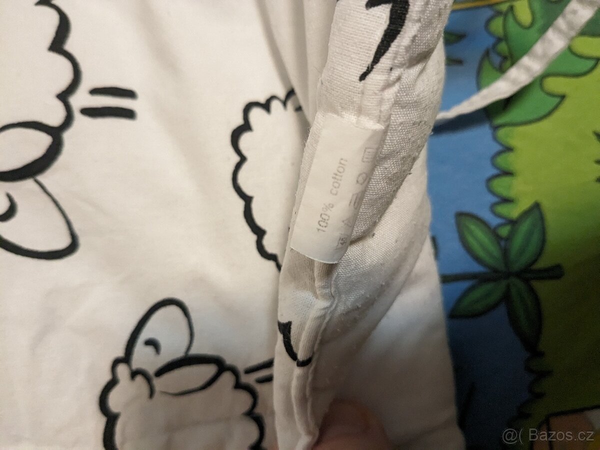 Kapsář na postýlku - 2