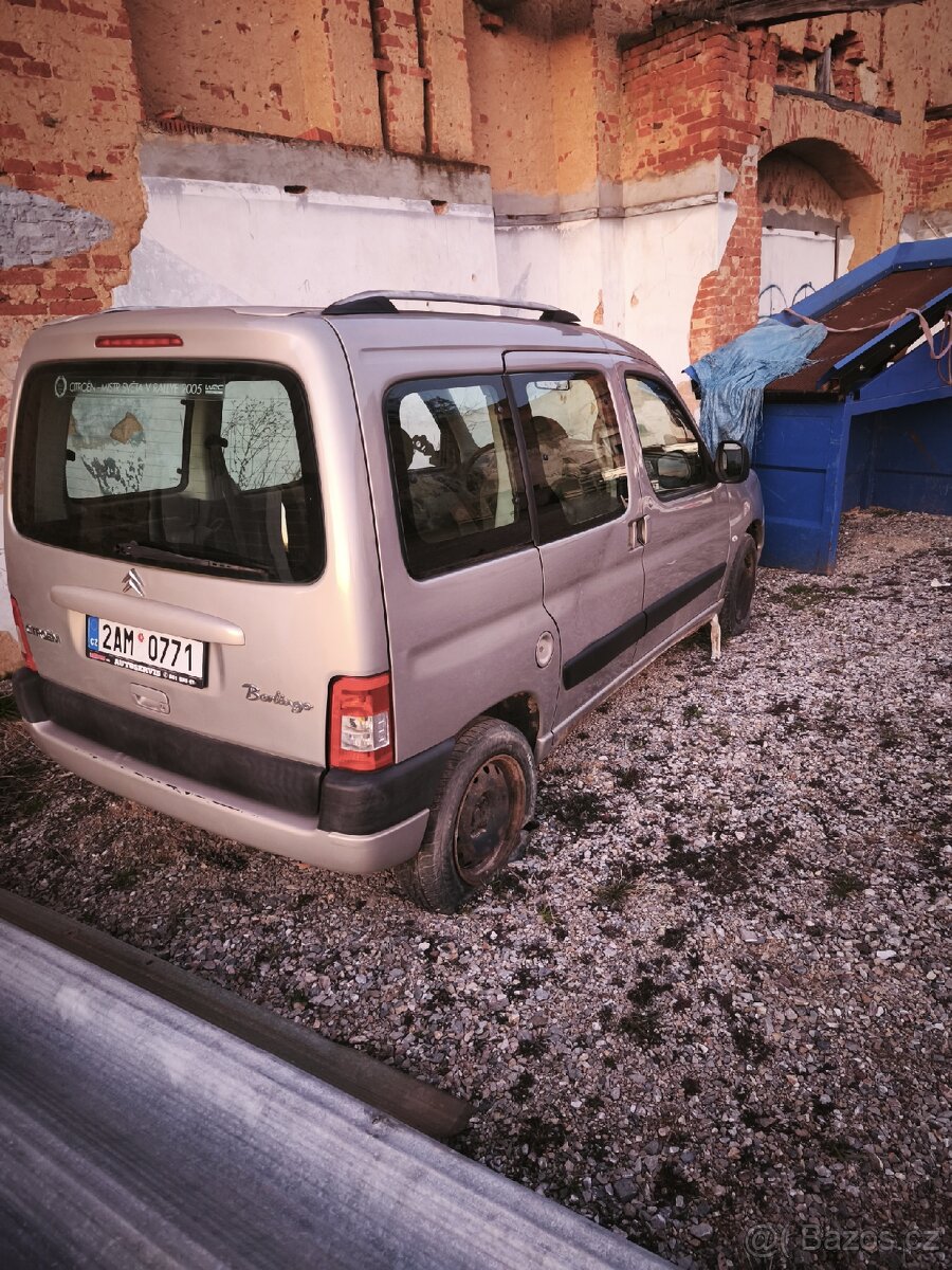 Citroen Berlingo 1.6 benzín - náhradní díly - 2