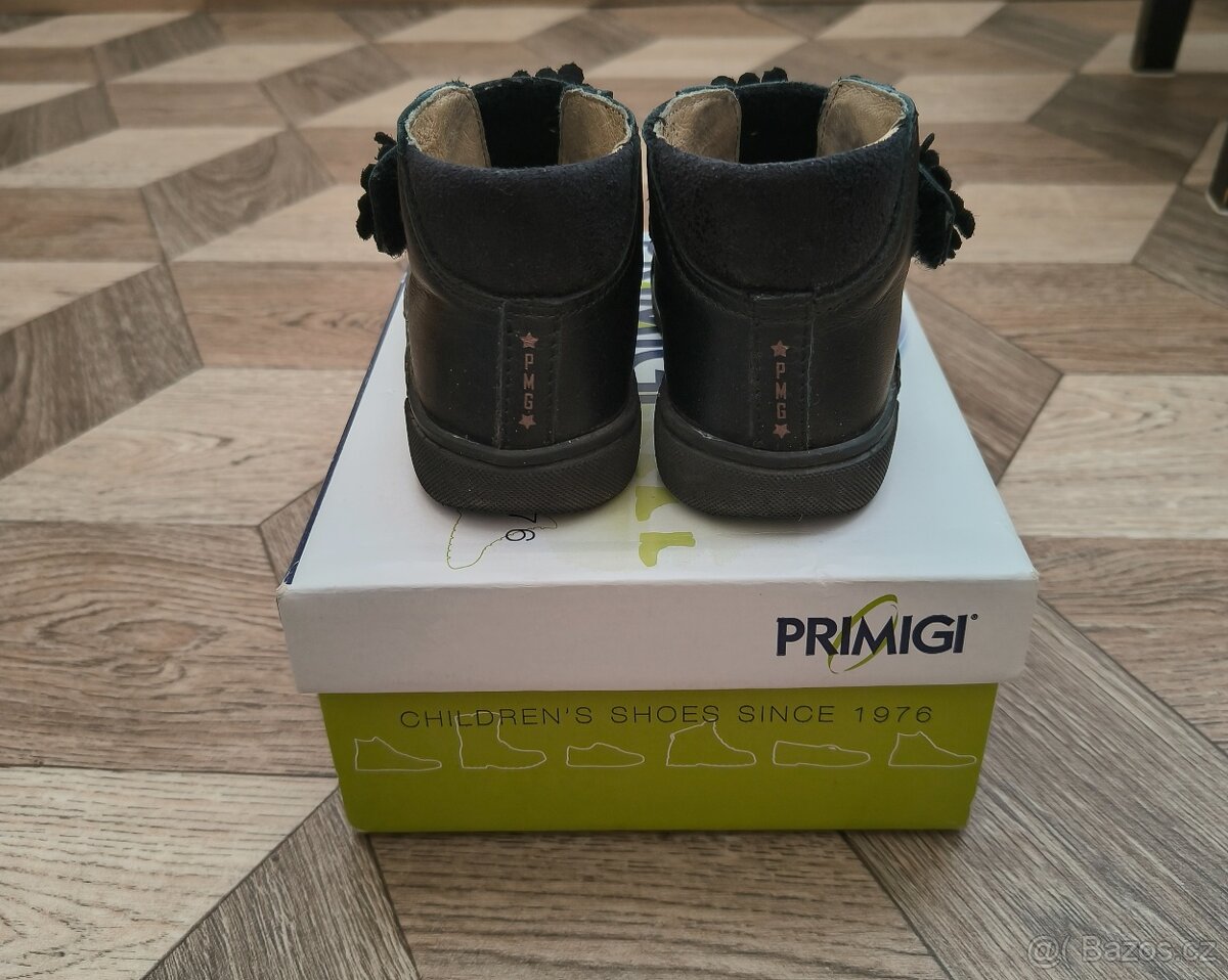 Dívčí jarní boty Primigi vel.25 - 2