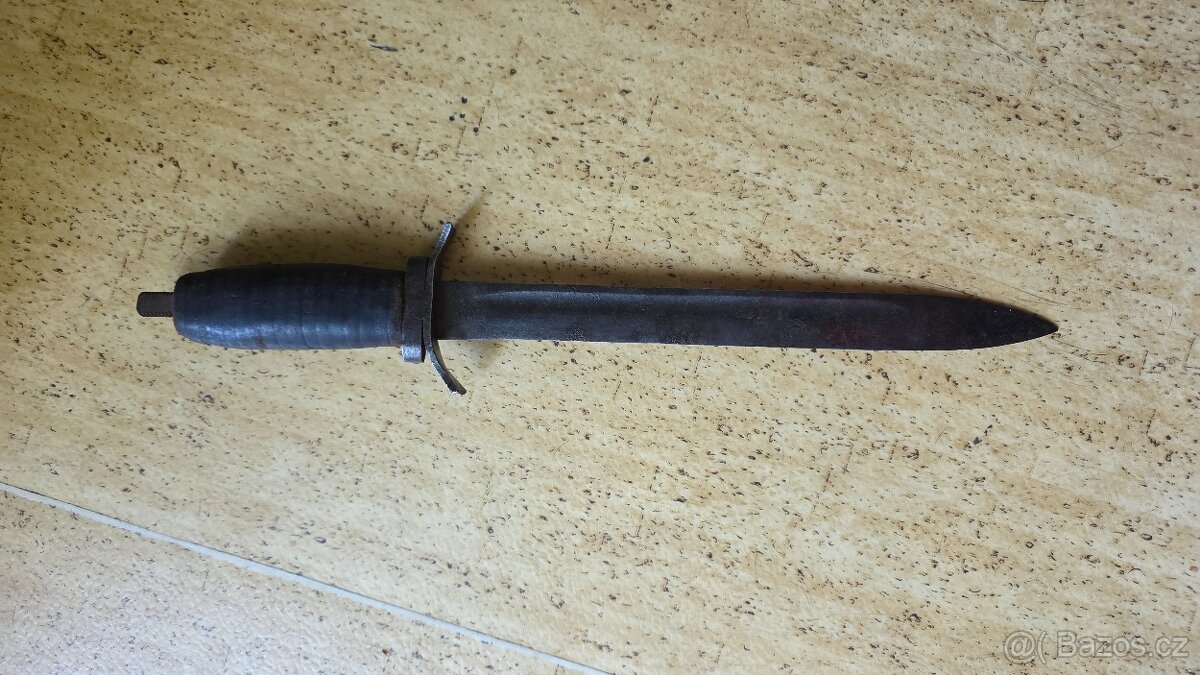 Dýka,nůž - 2