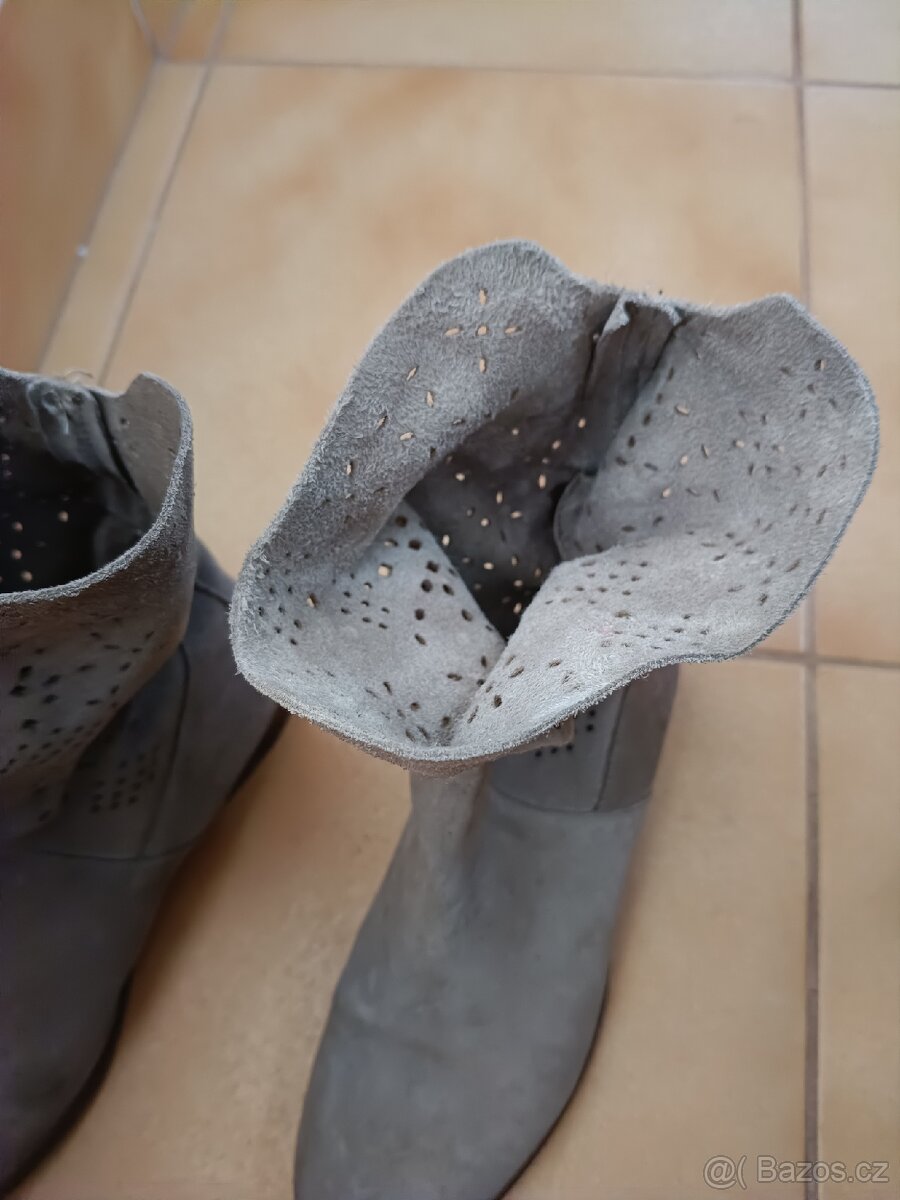 Dámské boty Baťa 37 - 2