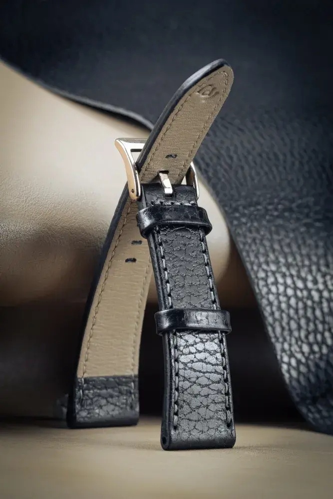 Kožený černý řemínek Hand made - 2