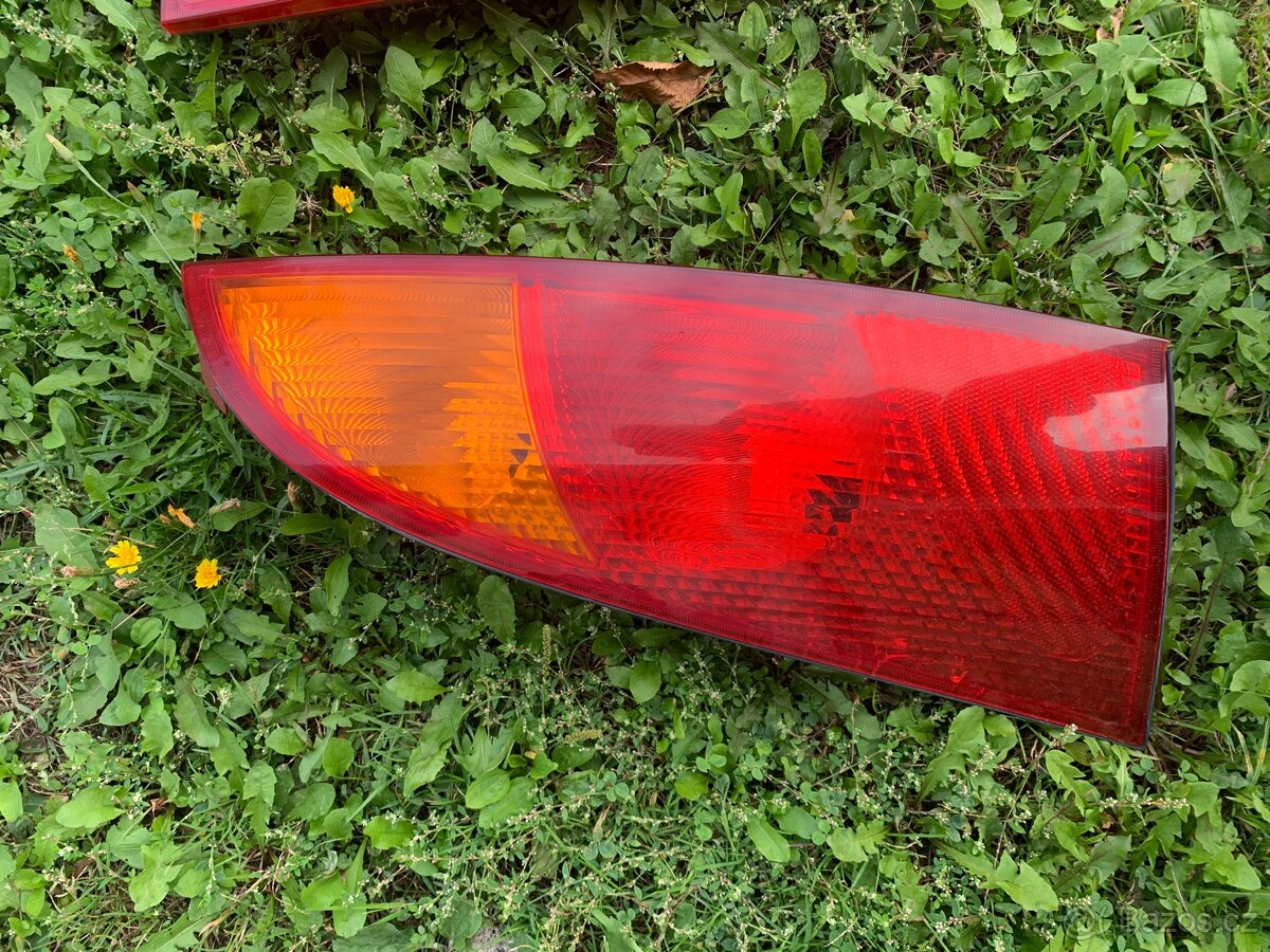 Světla ford focus mk1 - 2