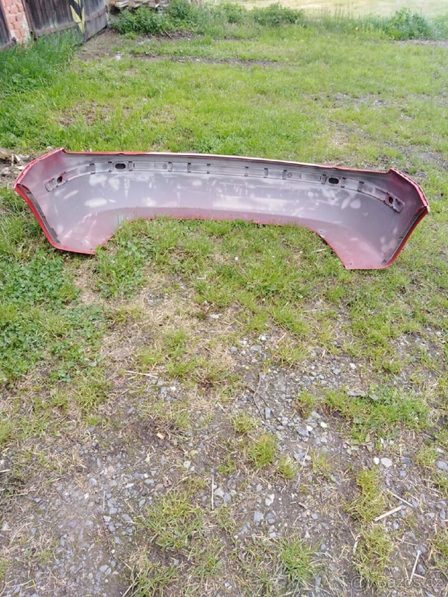 Škoda Fabia combi zadní nárazník. - 2