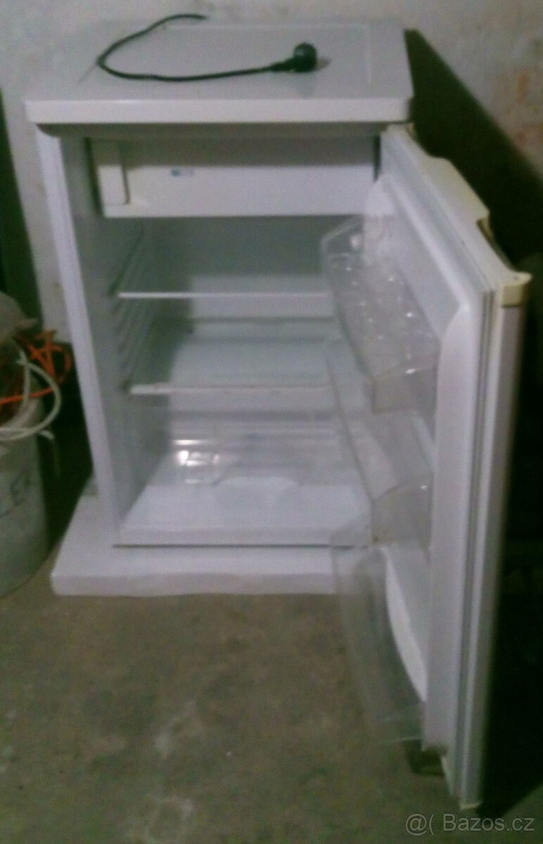 Lednička Nordline RS-15DR4SA - 2