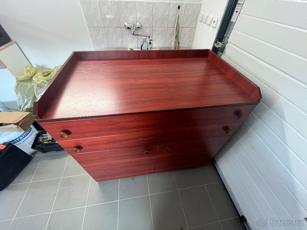 Přebalovací pult - 2