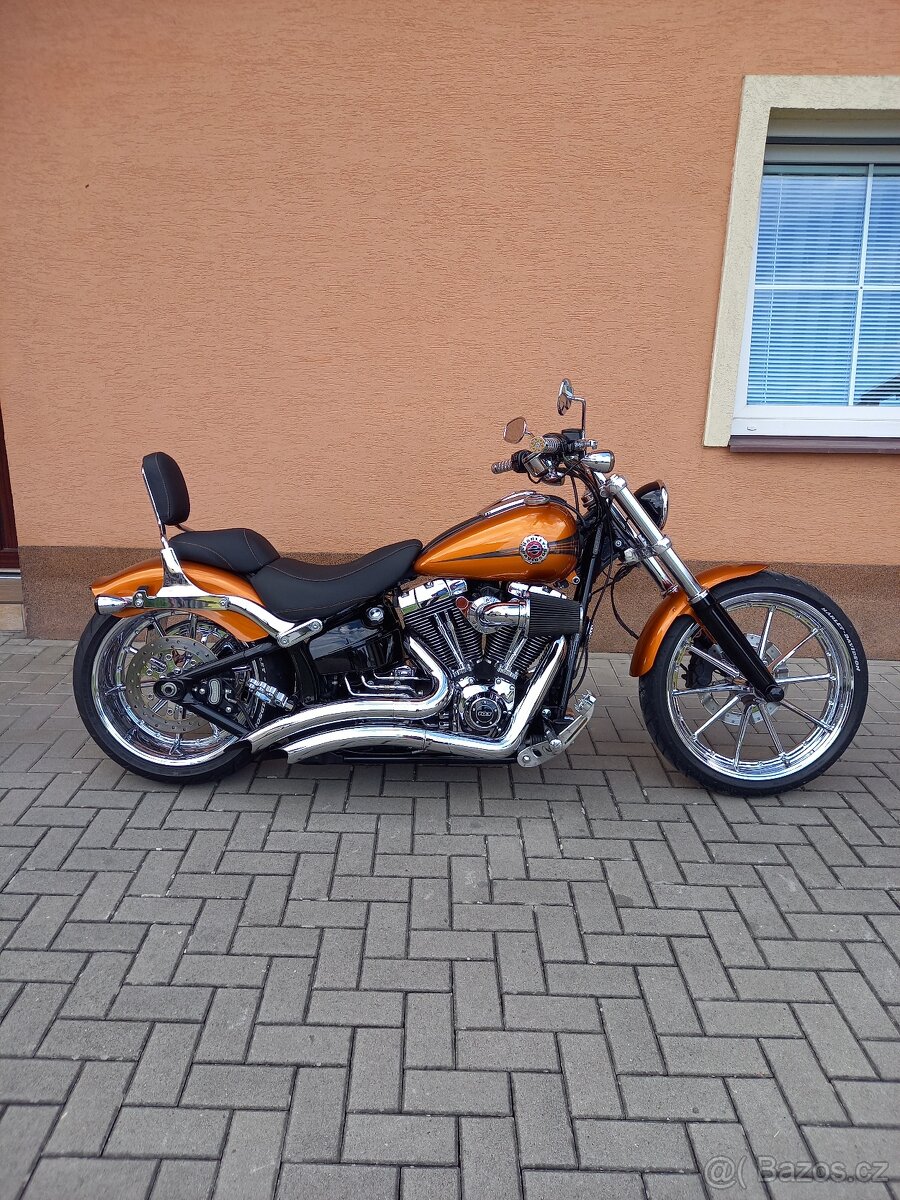 Harley Davidson FXSB Breakout - 2