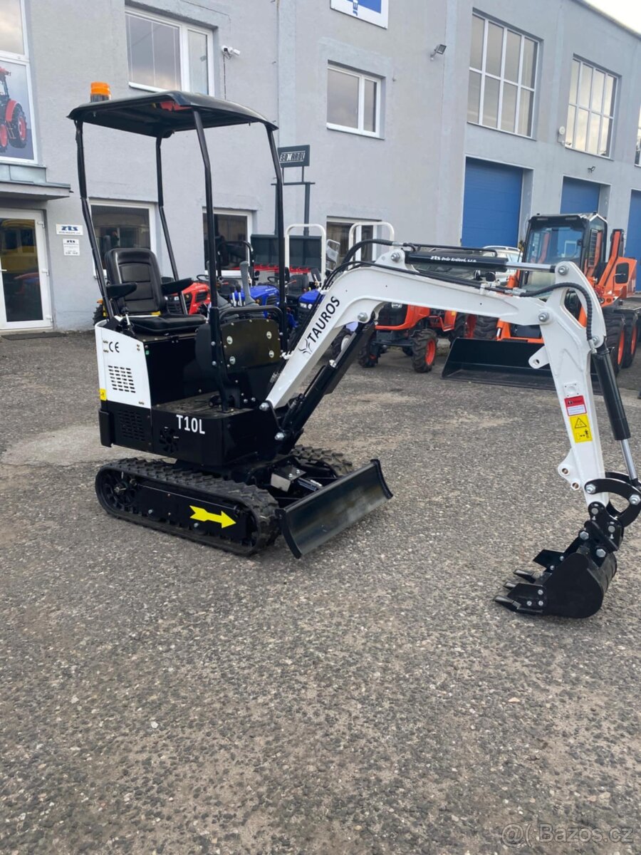 Minibagr Tauros T10 - 2