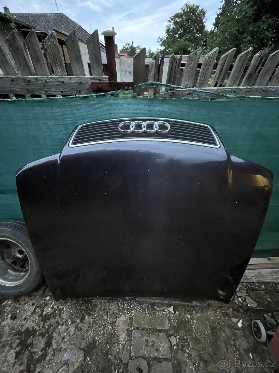 Kapota Audi 100 c4 - 2