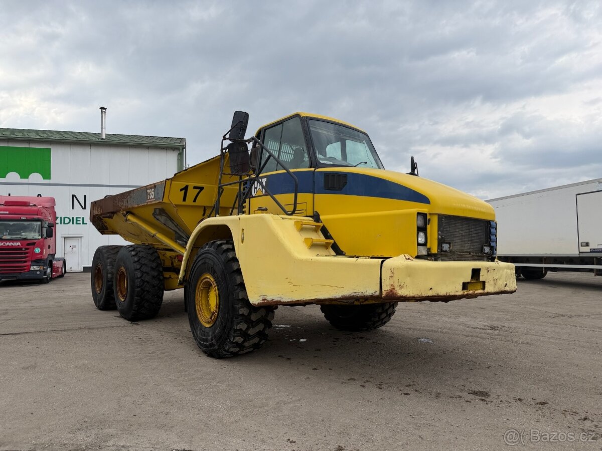 CATERPILLAR D735 2002 VIN 306 - 2