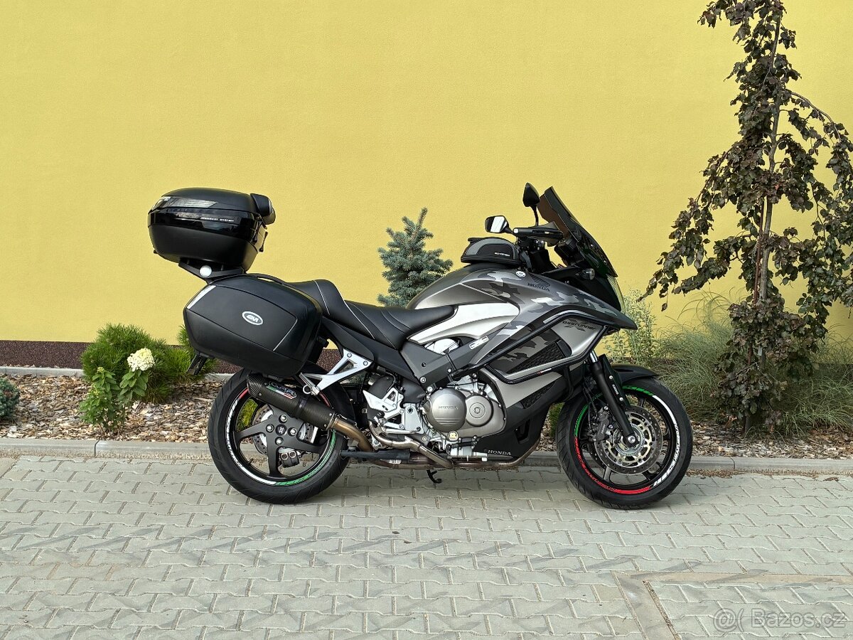 Honda VFR 800 Crossrunner - 2