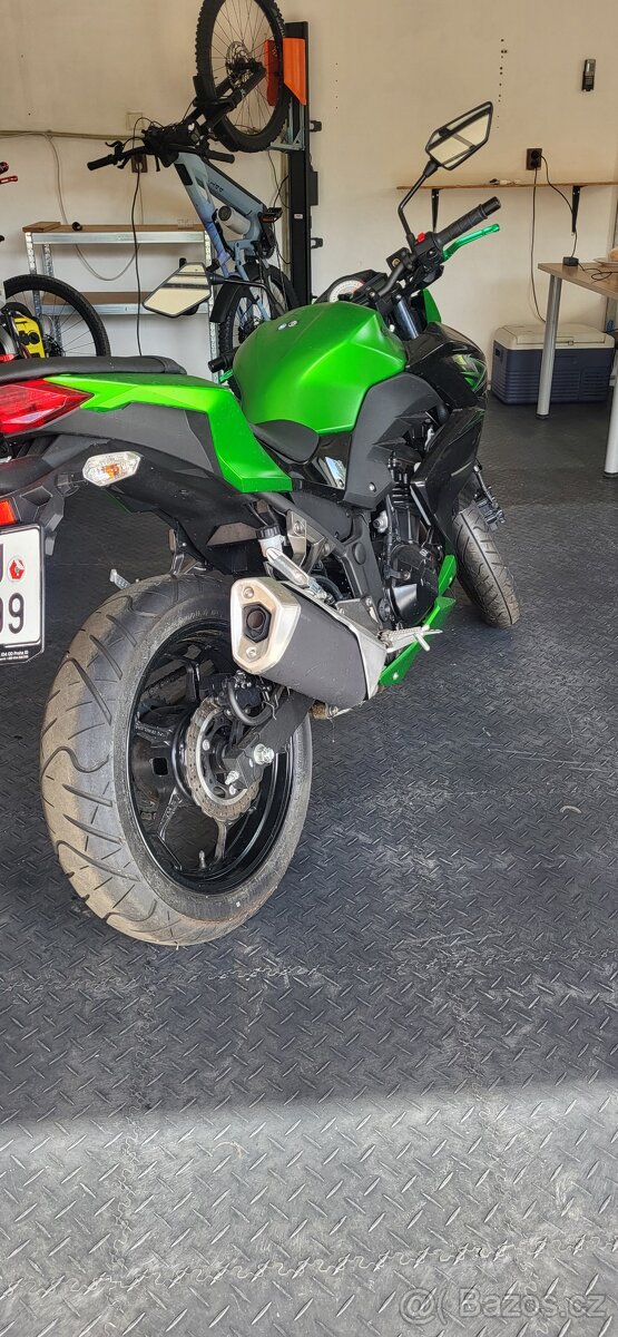 Kawasaki Z300 - 2