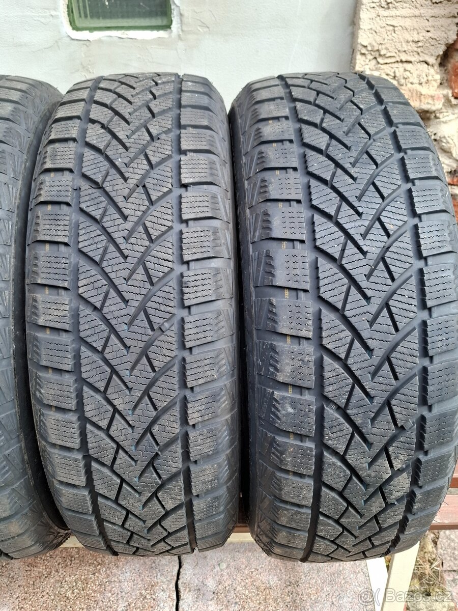 ZIMNÍ PNEU WINDFORCE SNOWBLAZER -- 215/60/R17" - 2